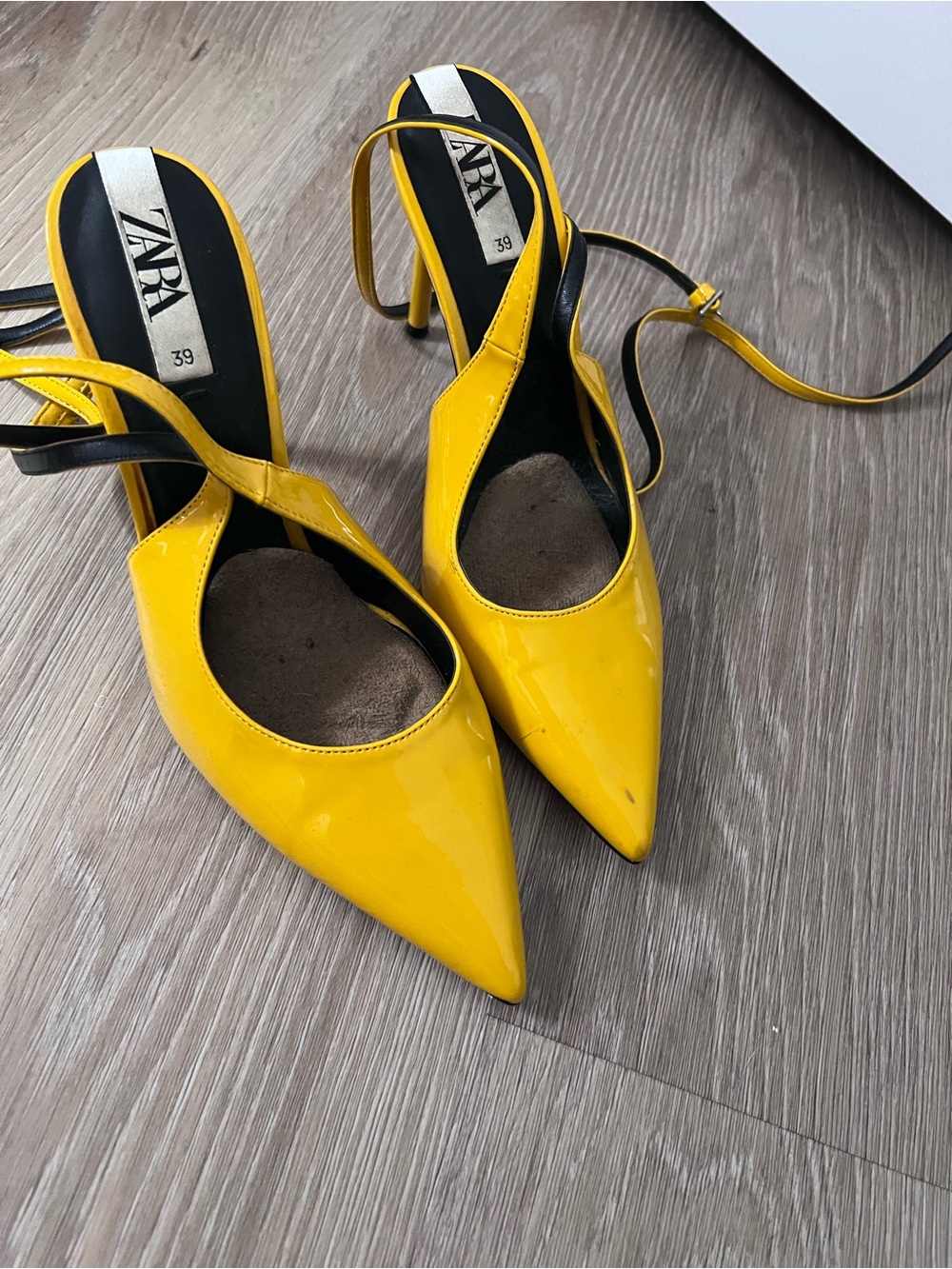 Zara Bright Yellow Patent Pointed Slingback Heels